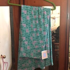 New with tags Lularoe XL maxi skirt